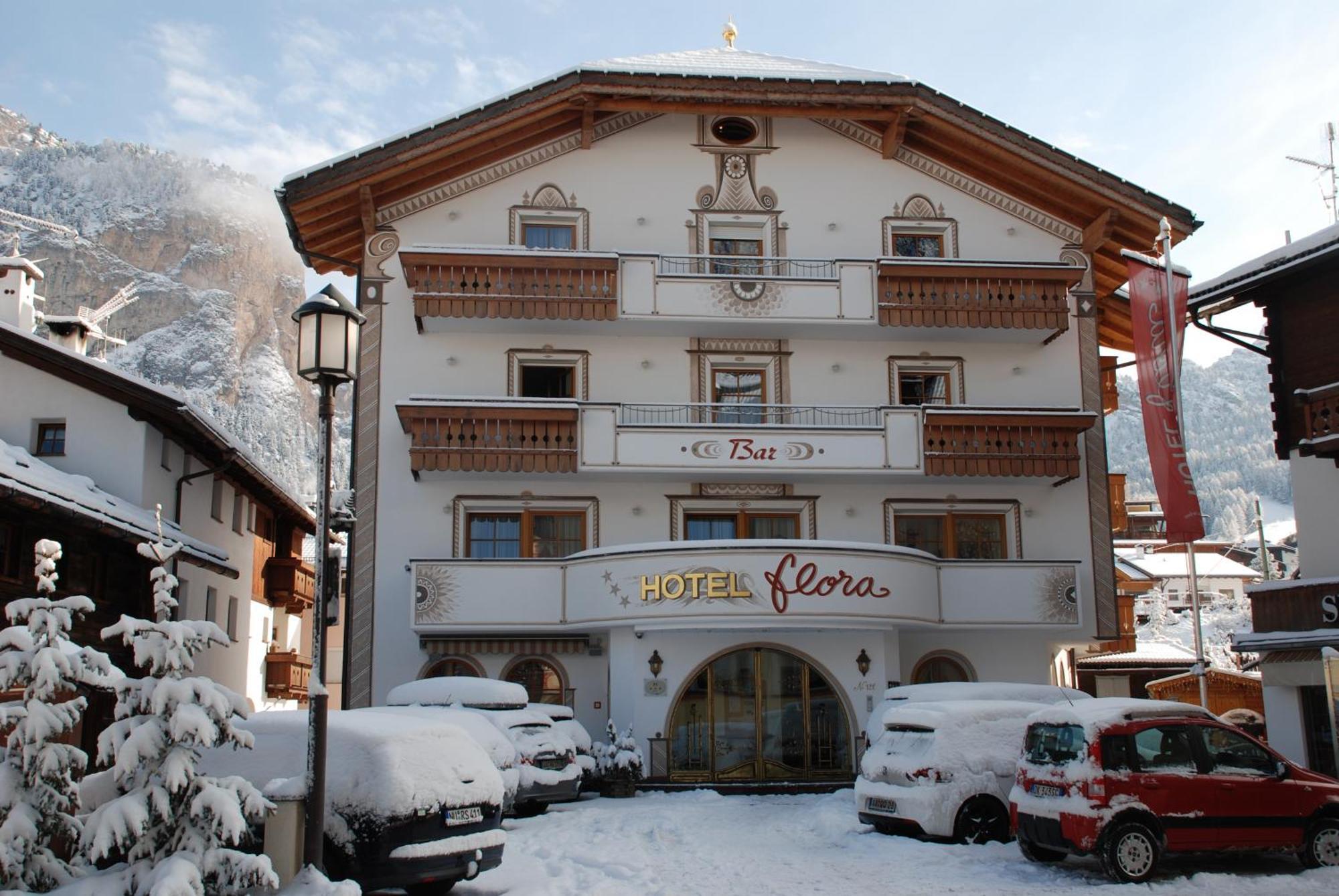 Hotel Flora Selva di Val Gardena Eksteriør bilde