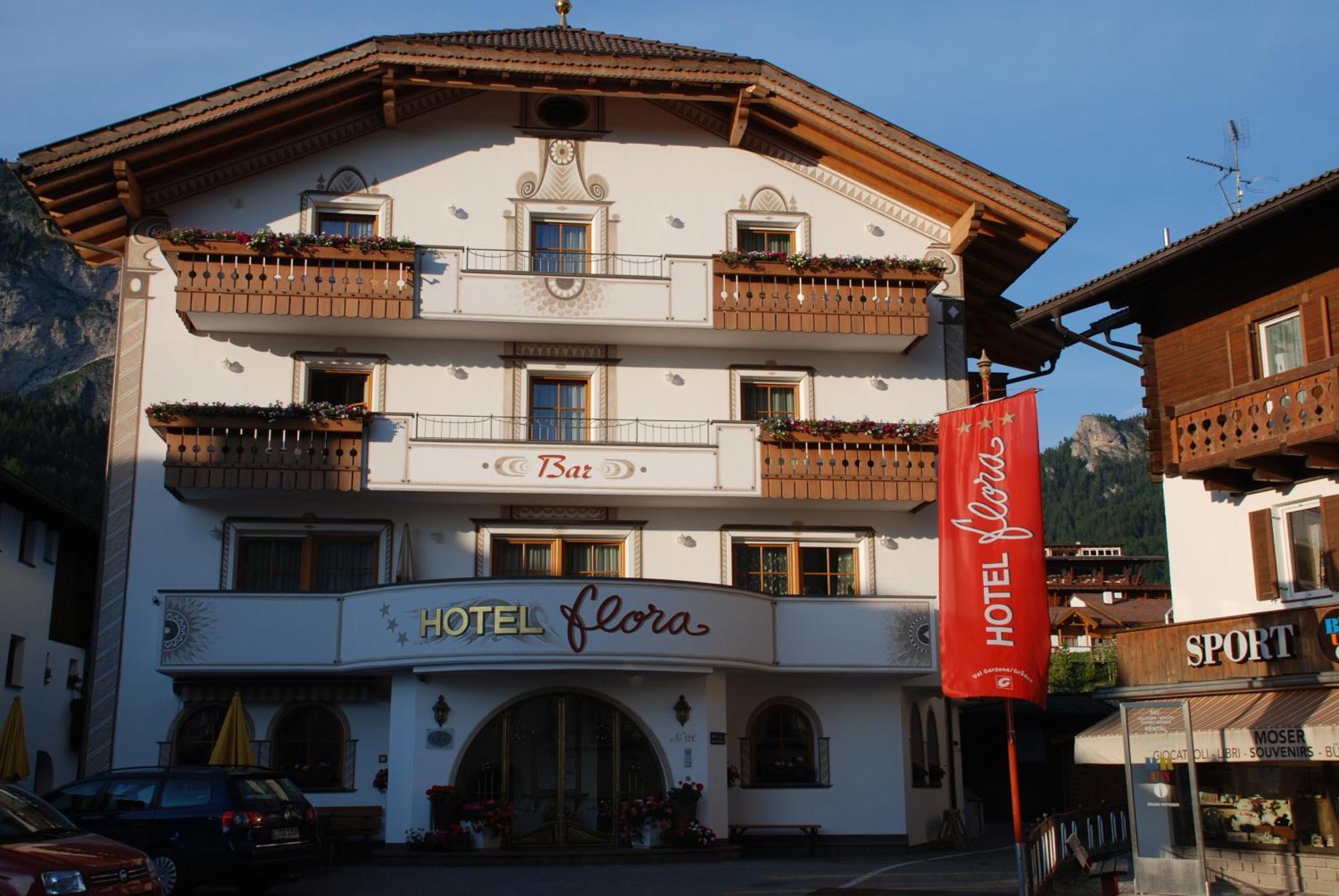Hotel Flora Selva di Val Gardena Eksteriør bilde